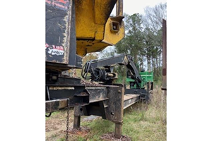 2014 John Deere 437D  Log Loader